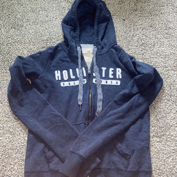 Hollister zip up - Picture 1 of 3